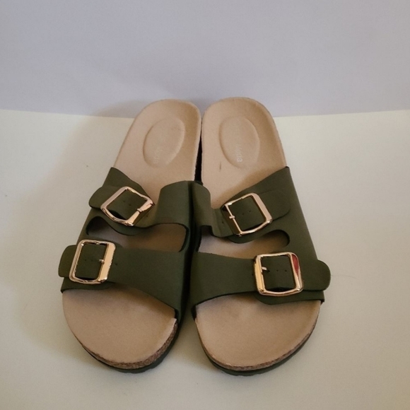 TOP Moda Shoes - Top Moda Slide or Slip On Shoes Size 7 NWOT and No Box